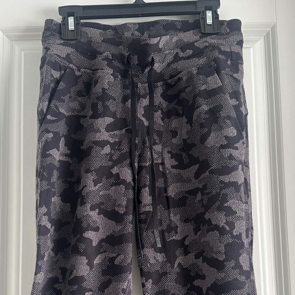 lululemon athletica Black and Gray Camo Joggers